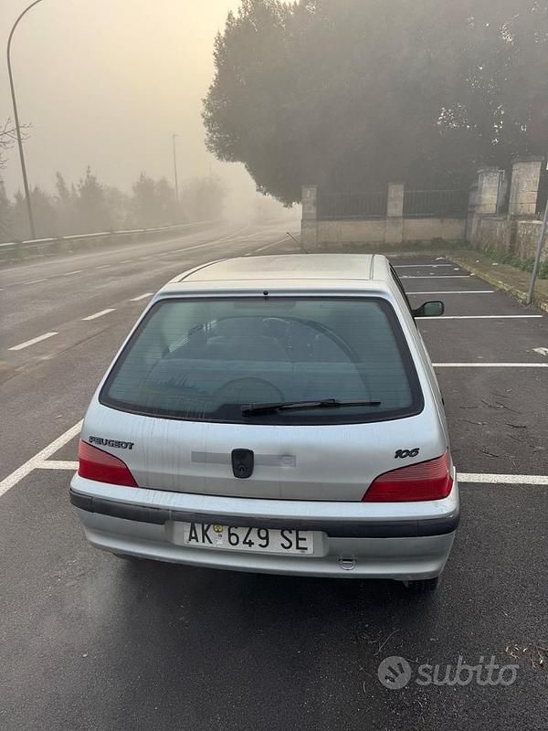 Usata Peugeot 106 1998 Utilitaria