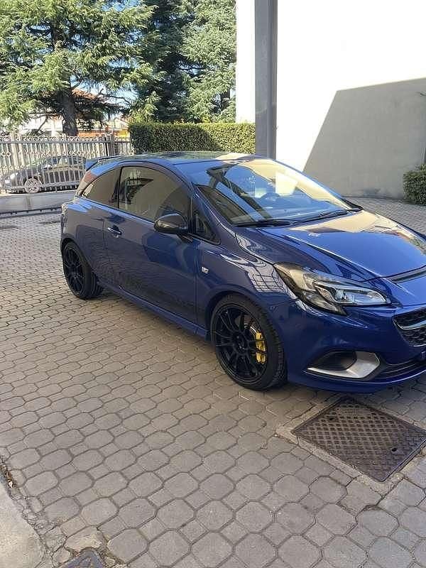 Usata Opel Corsa OPC 207 CV (152 kW) 2017 Berlina
