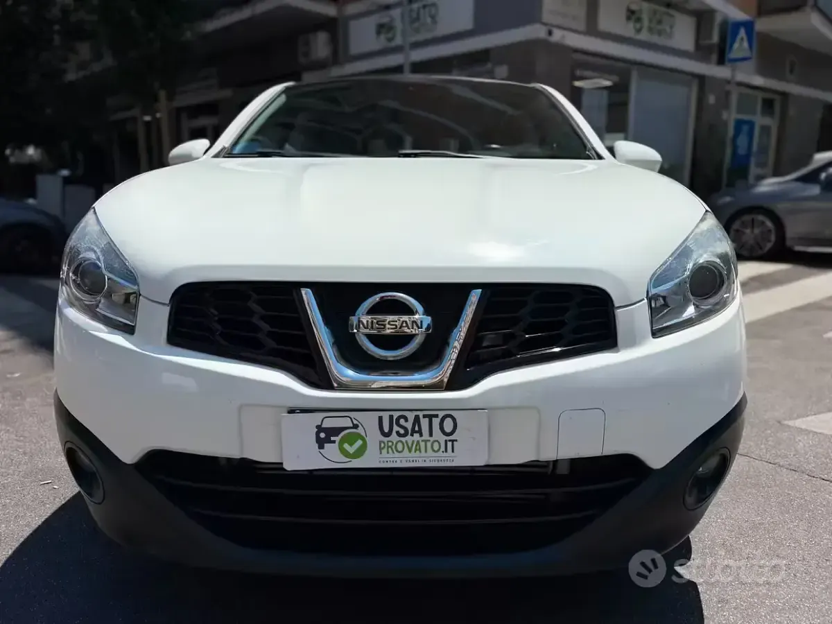 Usata Nissan Qashqai 150 CV (110 kW) 2011 Bianco SUV