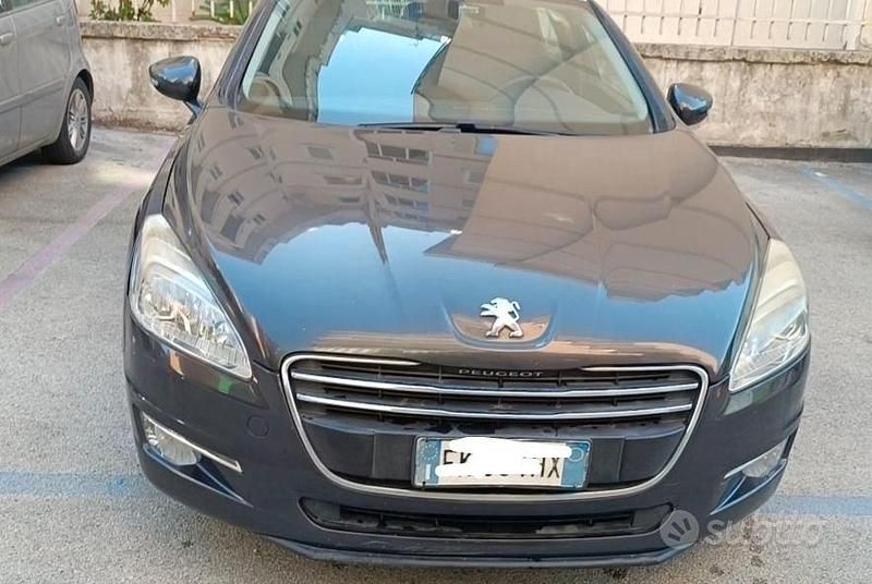 Usata 2011 Peugeot 508 Station wagon | 2300 € (Buon prezzo) - Immagine 1/3