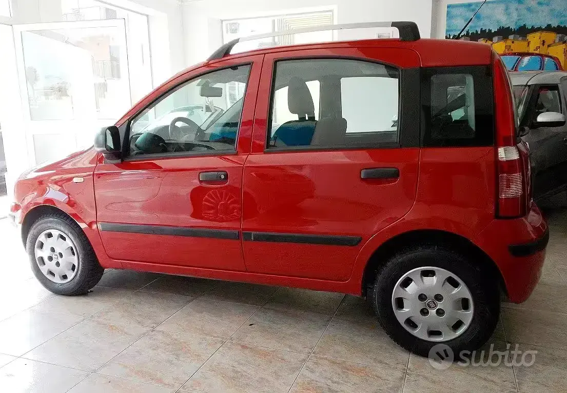 Usata Fiat Panda 69 CV (50 kW) 2011 Rosso Utilitaria
