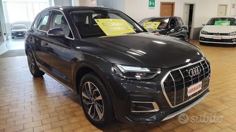 Grigio manhattan / metallizzato Usata 2023 Audi Q5 Advanced SUV | 39.900 € (Buon prezzo) - Immagine 1/4