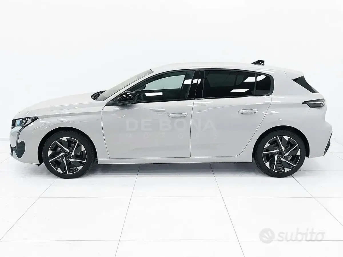 Nuevo Peugeot 308 Allure 131 CV (96 kW) 2026 Berlina