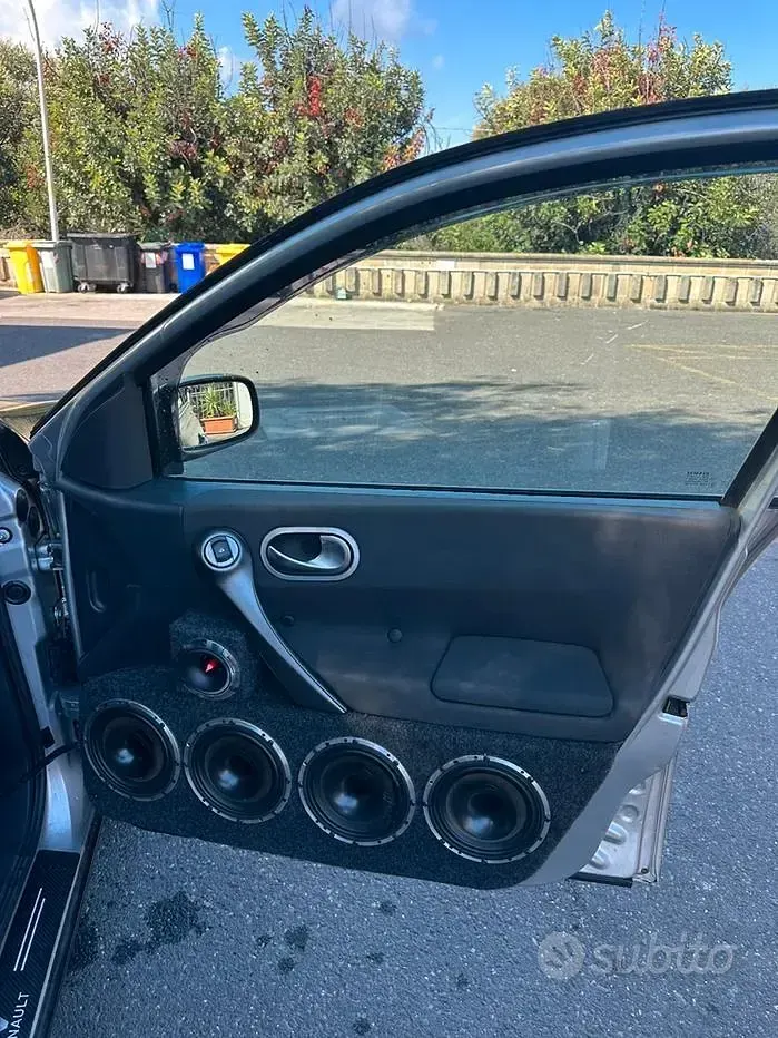 Usata Renault Mégane II 130 CV (95 kW) 2007 Nero Utilitaria