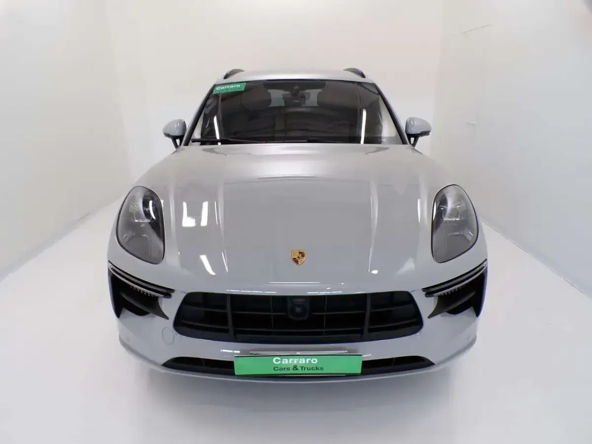 Usata Porsche Macan Turbo 441 CV (324 kW) 2019 Grigio metallizzato SUV