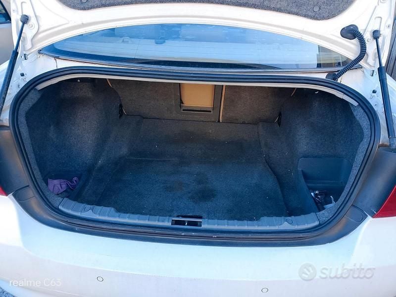 Usata BMW 320 177 CV (130 kW) 2010 Bianco Berlina