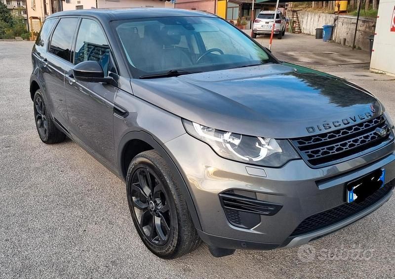 Usata Land Rover Discovery Sport SE 150 CV (110 kW) 2019 Grigio SUV