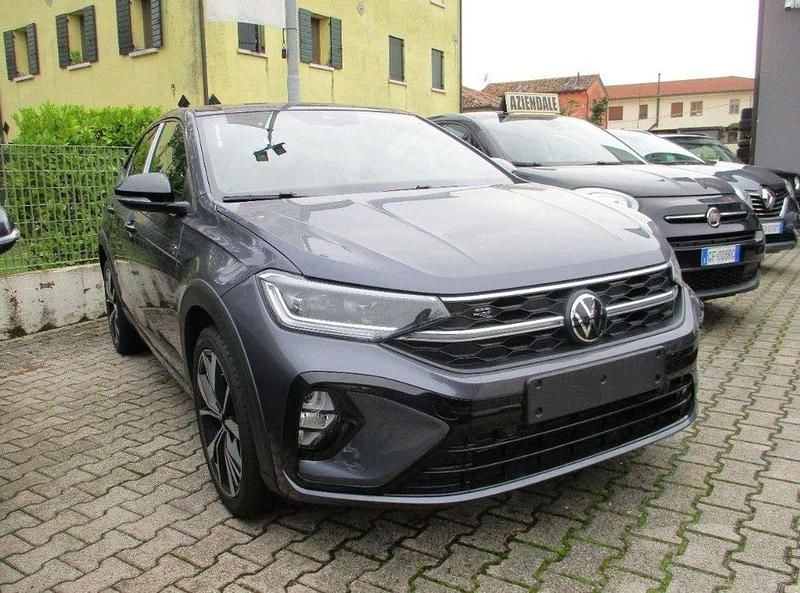 Nuova VW Taigo R-line 116 CV (85 kW) 2026 Grigio SUV