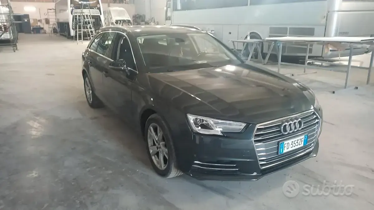 Usata Audi A4 150 CV (110 kW) 2016 Nero Station wagon