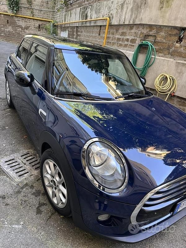 Usata Mini Cooper D 2016 Blu Utilitaria