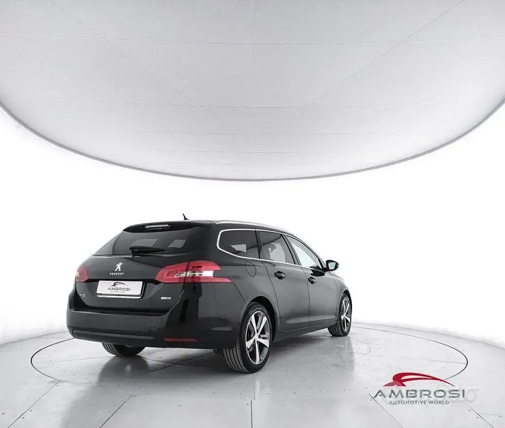Usata Peugeot 308 SW Allure 120 CV (88 kW) 2016 Nero Station wagon