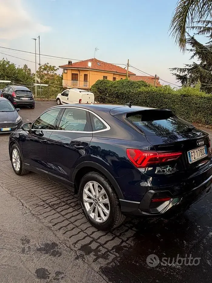Usata Audi Q3 Sportback Ambiente 150 CV (110 kW) 2020 Grigio SUV