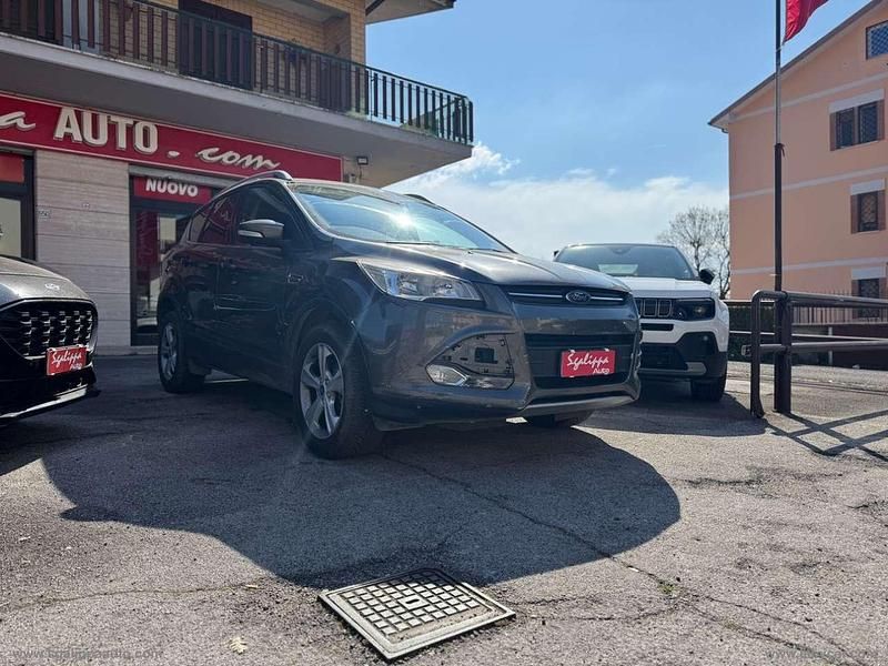 Grigio Usata 2016 Ford Kuga S SUV | 6890 € (Super prezzo) - Immagine 1/4