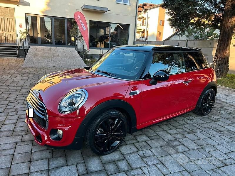 Rosso Usata 2018 Mini Cooper D Hype Due volumi | 14.399 € (Buon prezzo) - Immagine 1/4