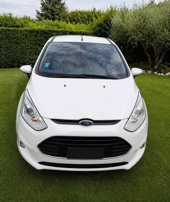 Usata Ford B-MAX Titanium 87 CV (63 kW) 2017 Bianco Monovolume