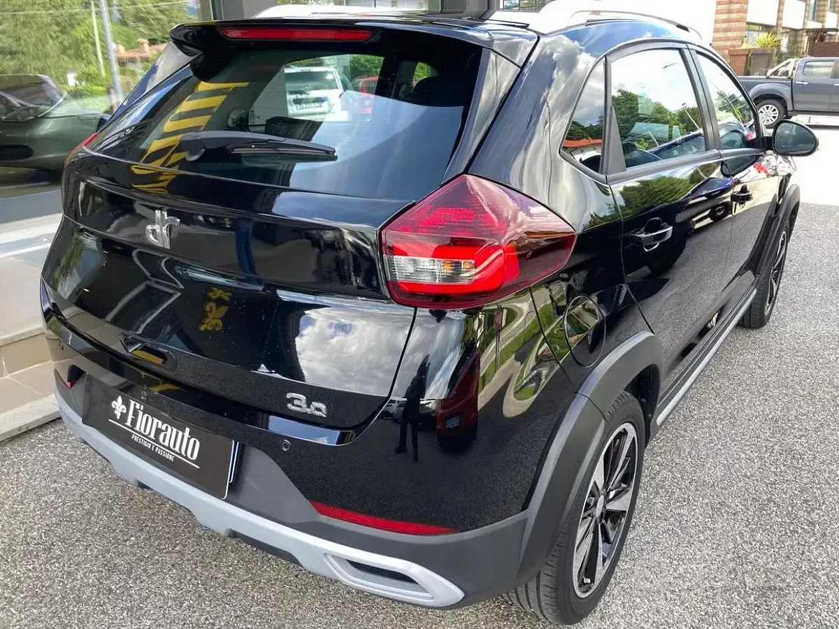 Usata DR DR 3.0 117 CV (86 kW) 2023 Nero SUV