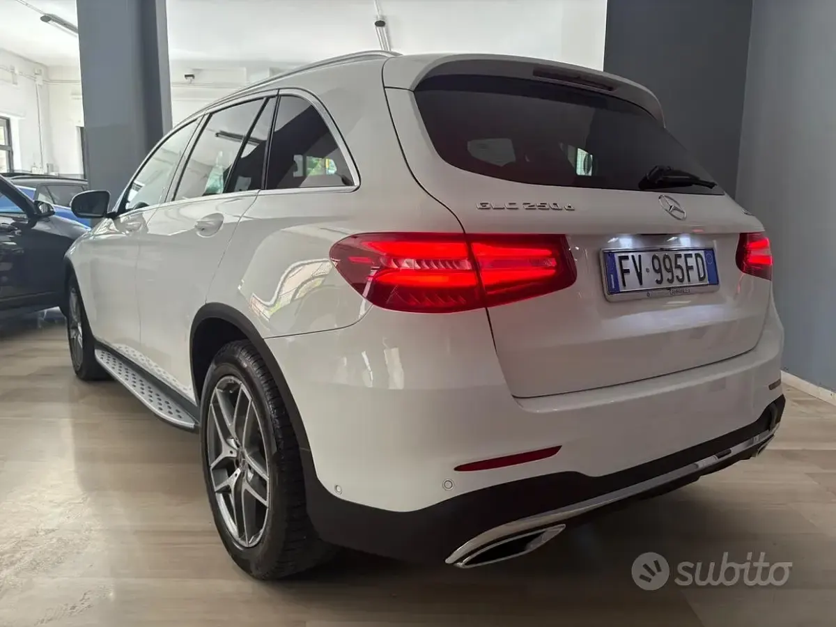 Usata Mercedes GLC250 Premium 204 CV (150 kW) 2019 Bianco SUV