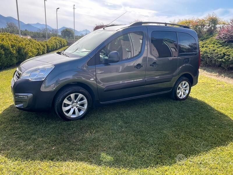 Usata Peugeot Partner 2017 Grigio Monovolume