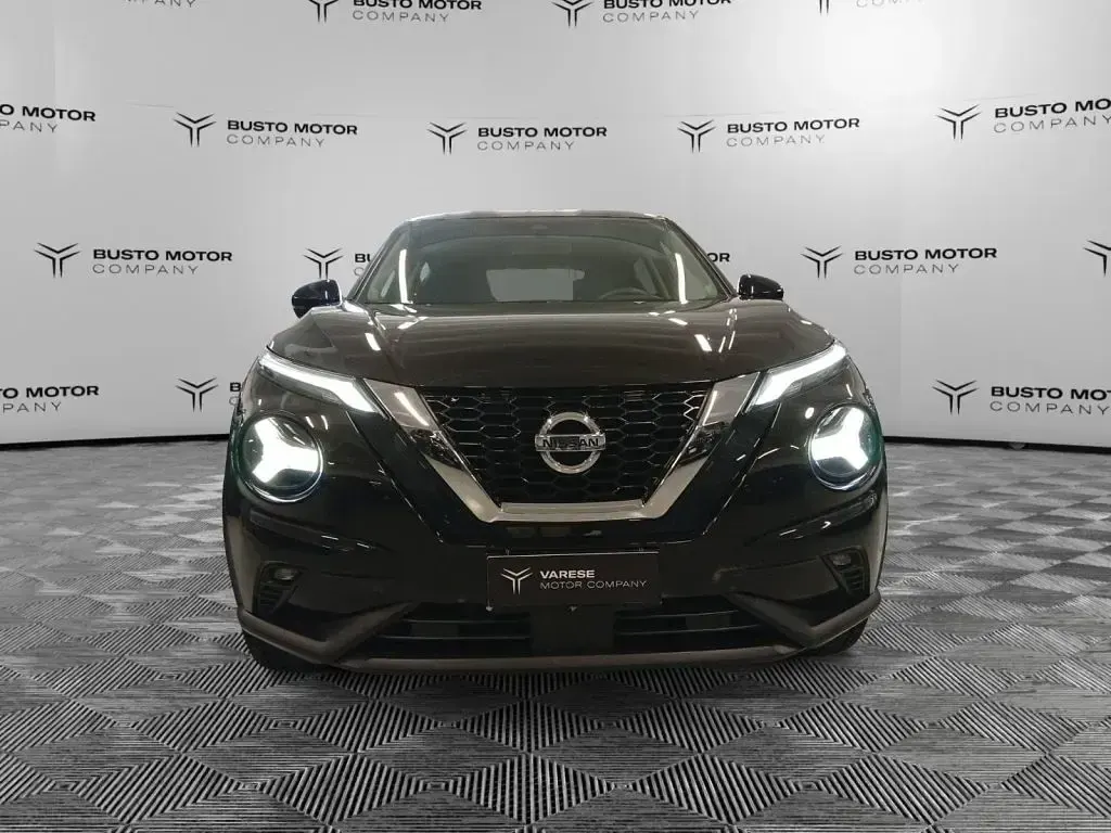 Usata Nissan Juke Acenta 114 CV (83 kW) 2022 Nero / metallizzato SUV