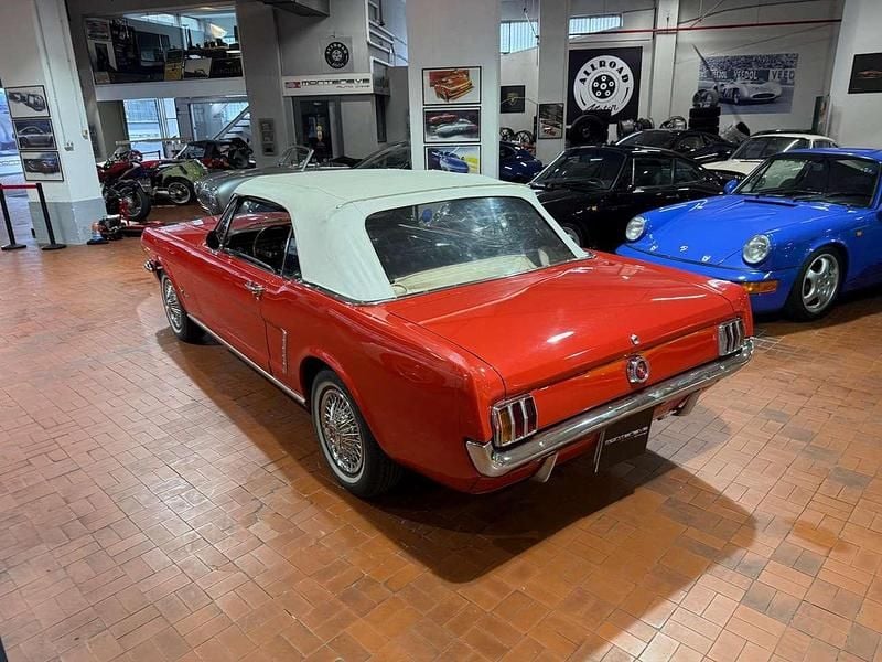 Usata Ford Mustang 105 CV (77 kW) 1964 Rosso Cabrio