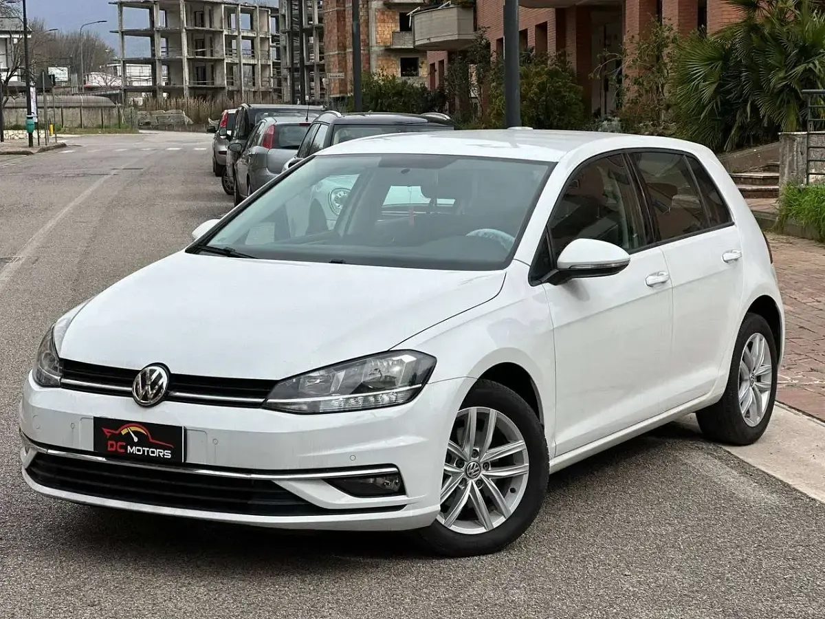 Usata VW Golf VII Business 116 CV (85 kW) 2020 Bianco Berlina
