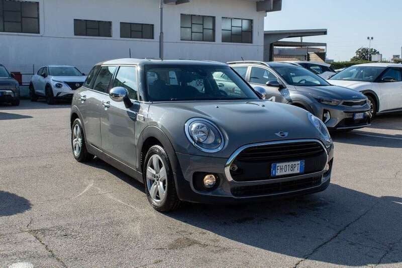 Usata Mini One Clubman Hype 102 CV (75 kW) 2017 Grigio scuro Station wagon