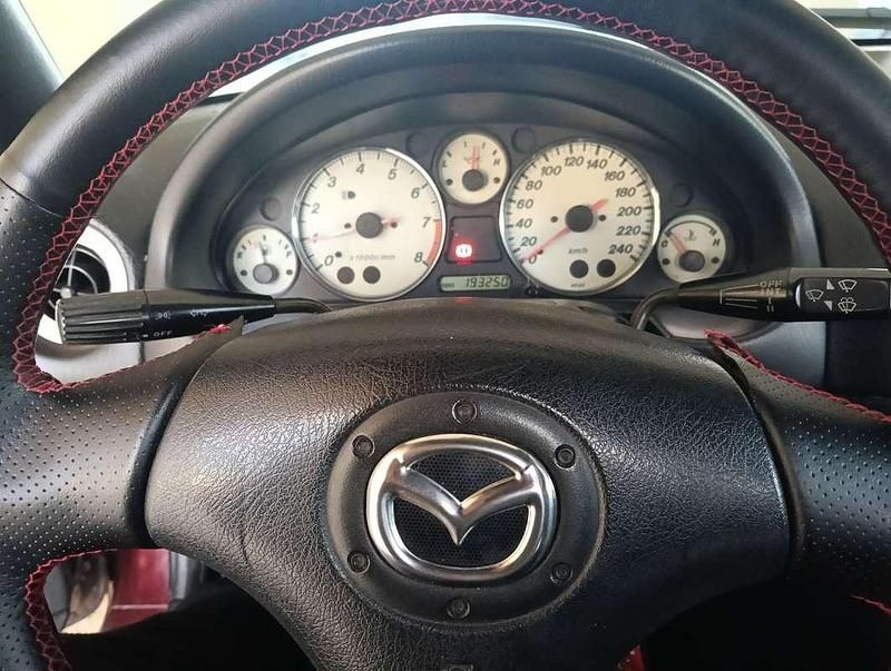 Usata Mazda MX5 110 CV (80 kW) 2003 Cabrio