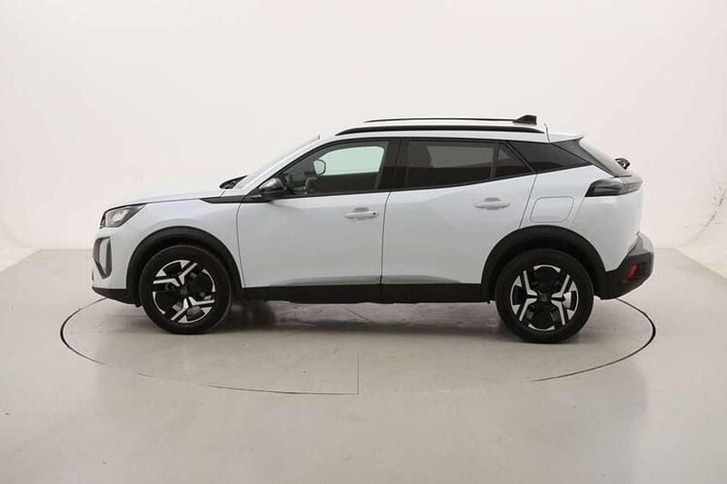 Usata Peugeot 2008 Allure 102 CV (75 kW) 2025 Bianco SUV
