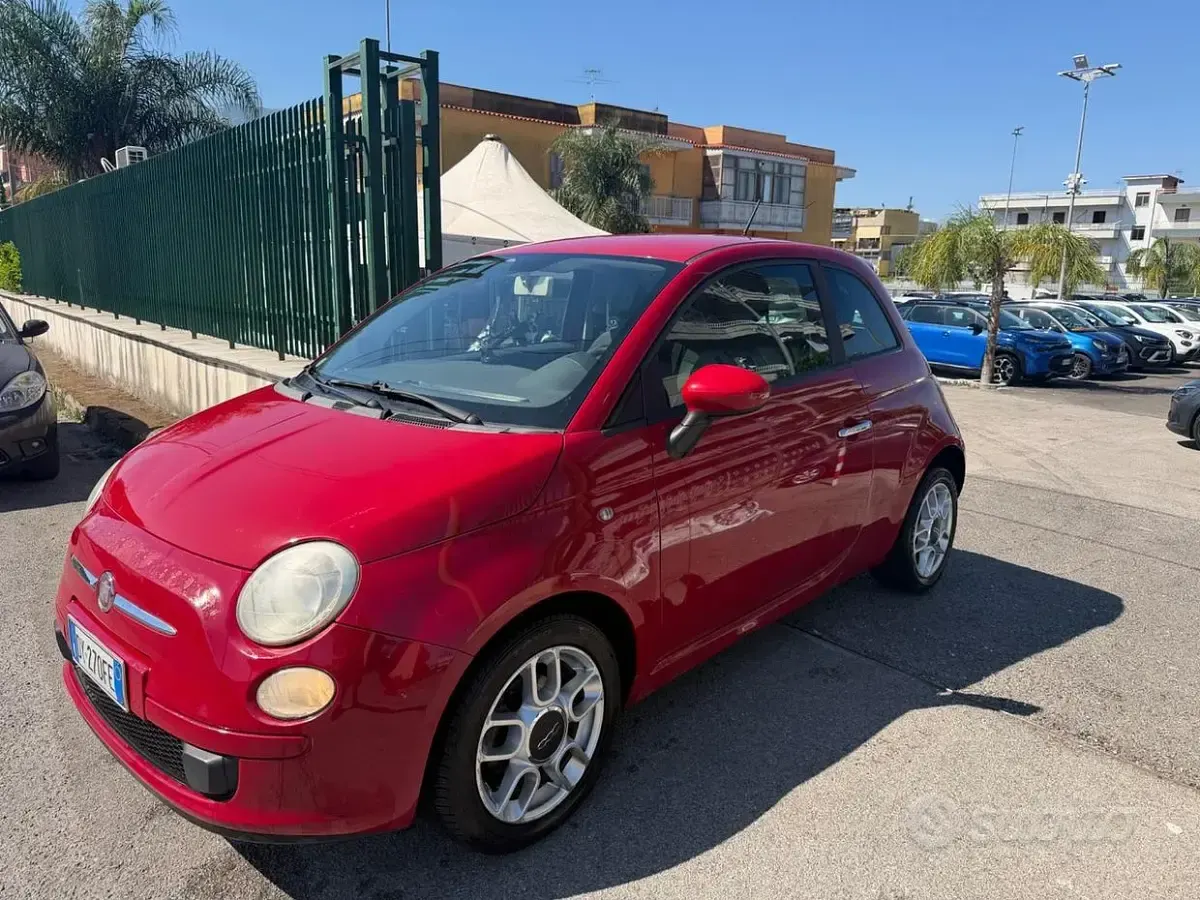Usata Fiat 500 Lounge 75 CV (55 kW) 2009 Rosso Cabrio