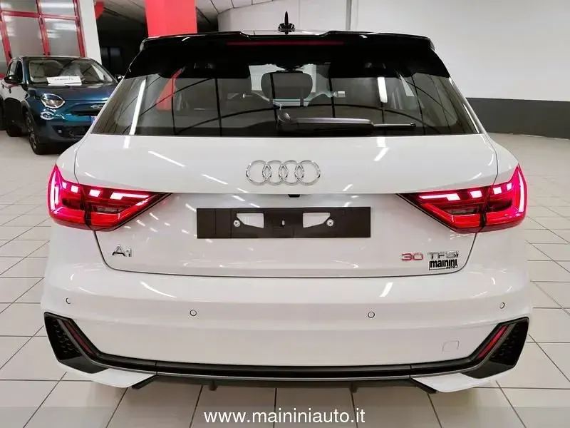 Nuova Audi A1 Sportback S-Line 116 CV (85 kW) 2026 Bianco Utilitaria