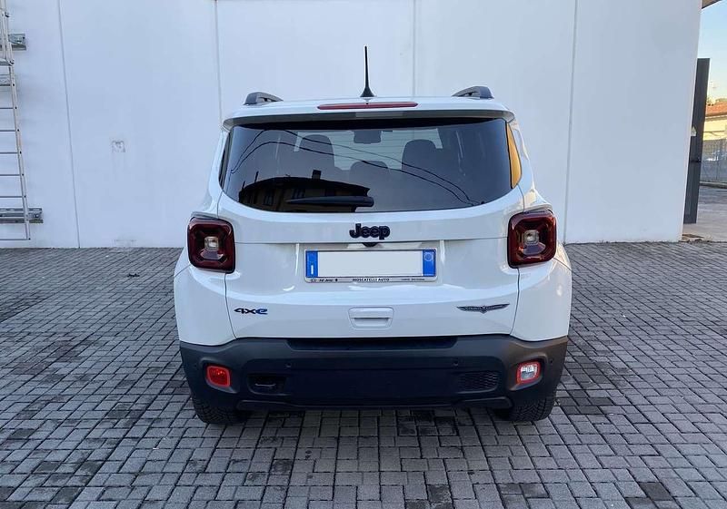 Usata Jeep Renegade Trailhawk 241 CV (177 kW) 2023 Bianco SUV