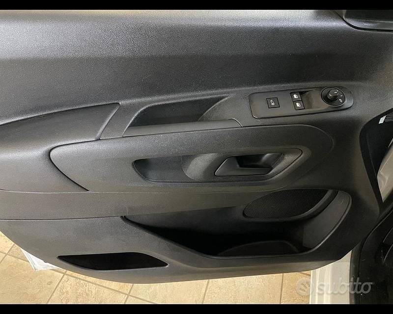 Bianco Usata 2020 Peugeot Partner Premium Monovolume | 9999 € (Super prezzo) - Immagine 1/4