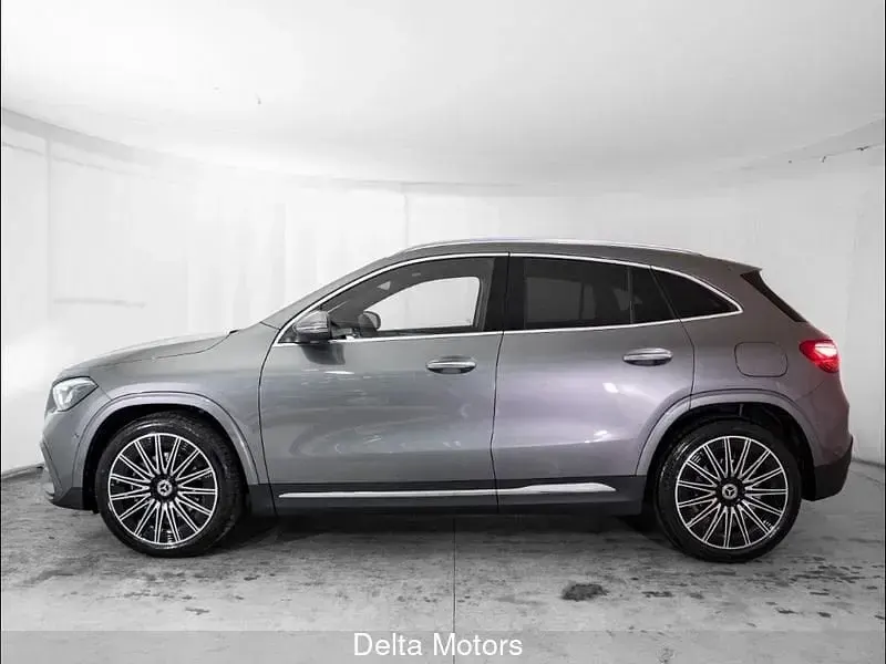 Nuova Mercedes GLA200 AMG line 150 CV (110 kW) 2026 Nero SUV