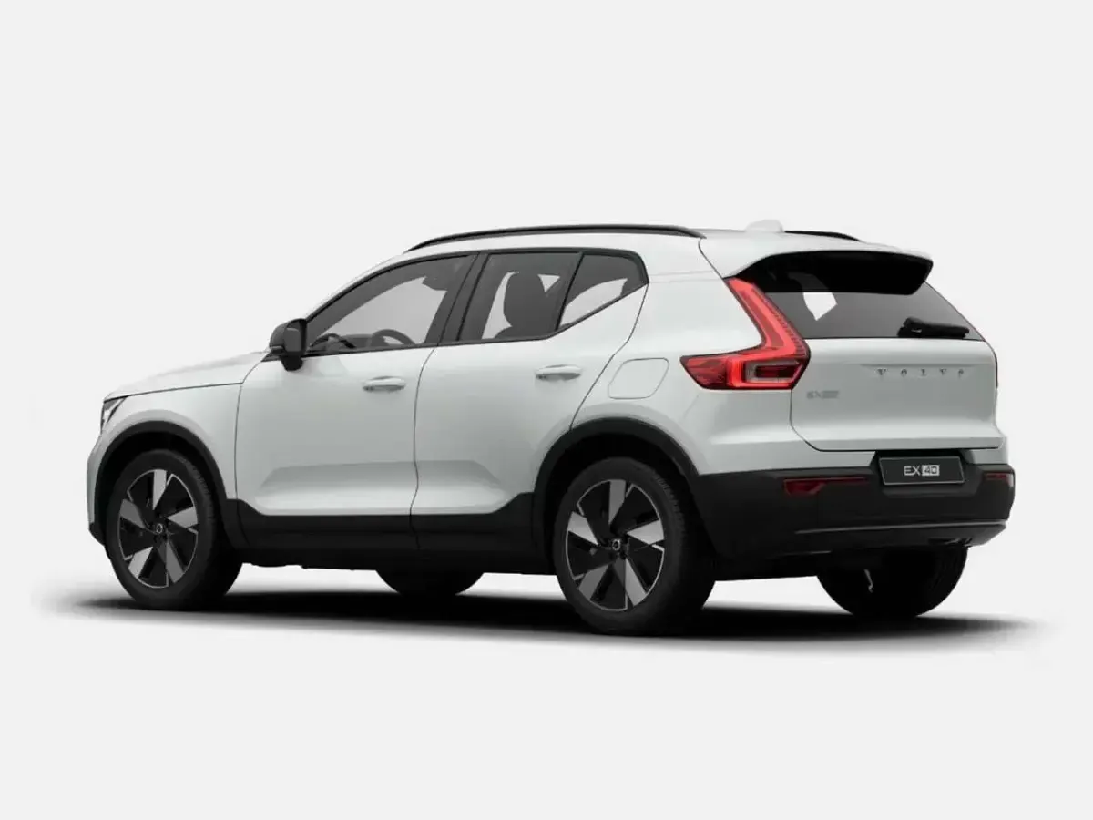 Nuova Volvo EX40 Plus 100 kW (137 CV) 2026 Bianco SUV