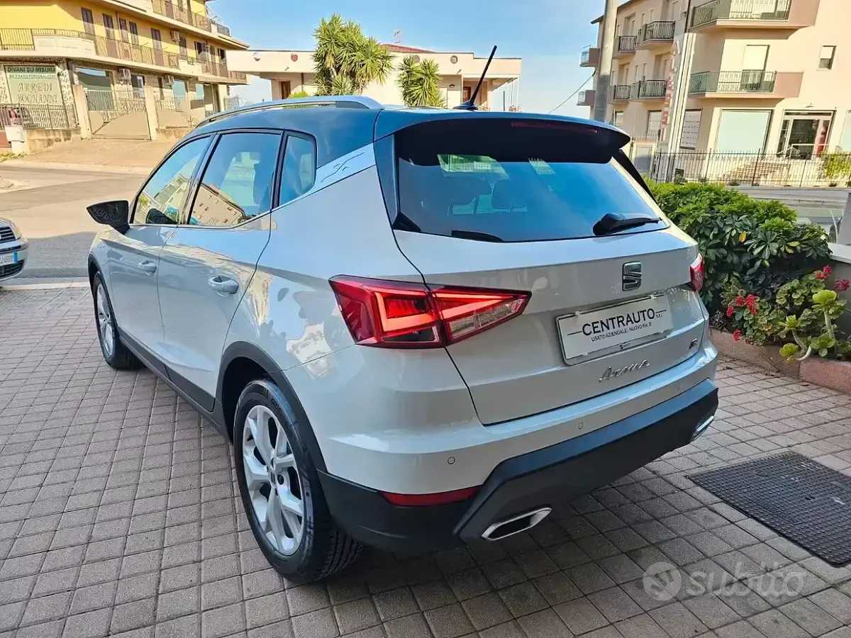 Usata Seat Arona FR 95 CV (69 kW) 2025 Bianco SUV