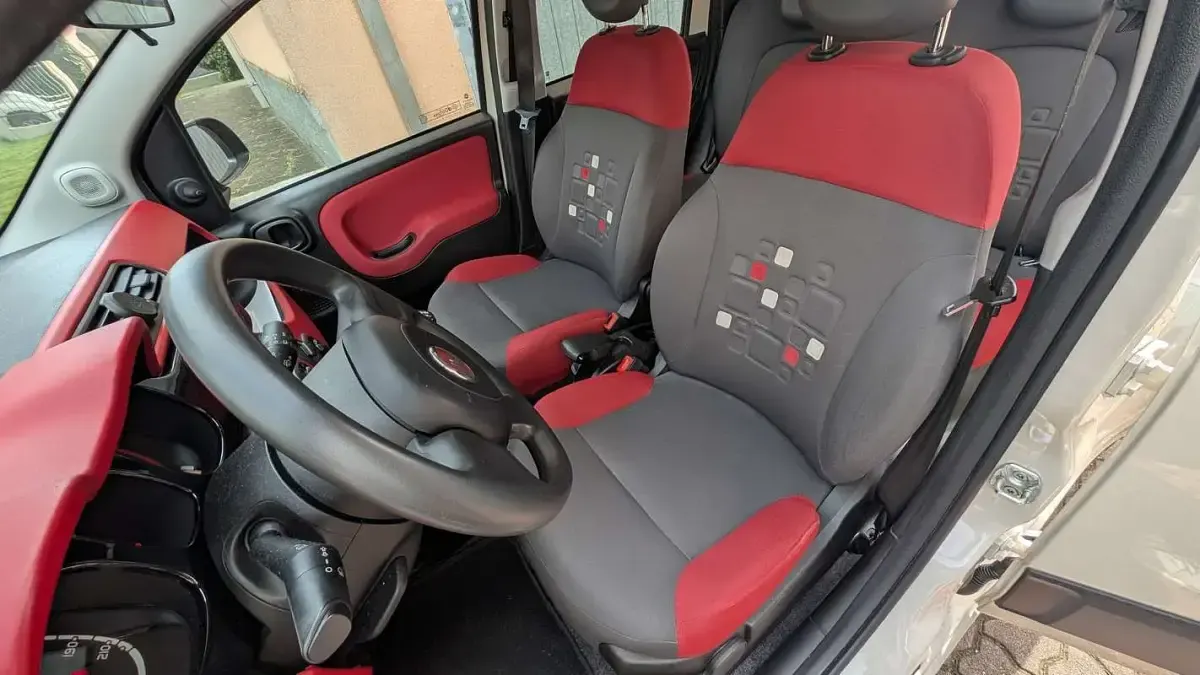 Usata Fiat Panda Lounge 69 CV (50 kW) 2015 Beige Utilitaria