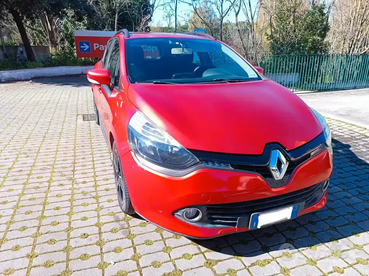 Usata Renault Clio 75 CV (55 kW) 2015 Rosso Station wagon