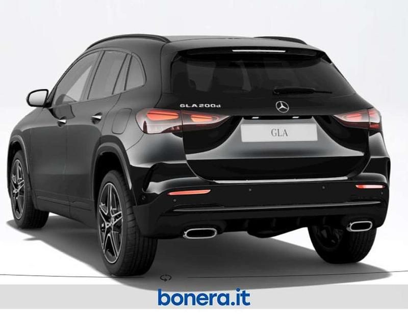 Nuova Mercedes GLA200 AMG line 150 CV (110 kW) 2026 Nero cosmo SUV