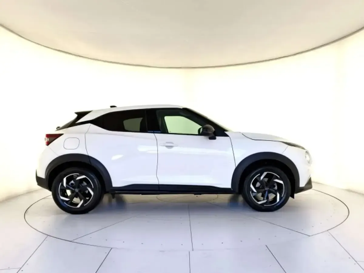 Usata Nissan Juke N-Connecta 114 CV (83 kW) 2023 Bianco SUV