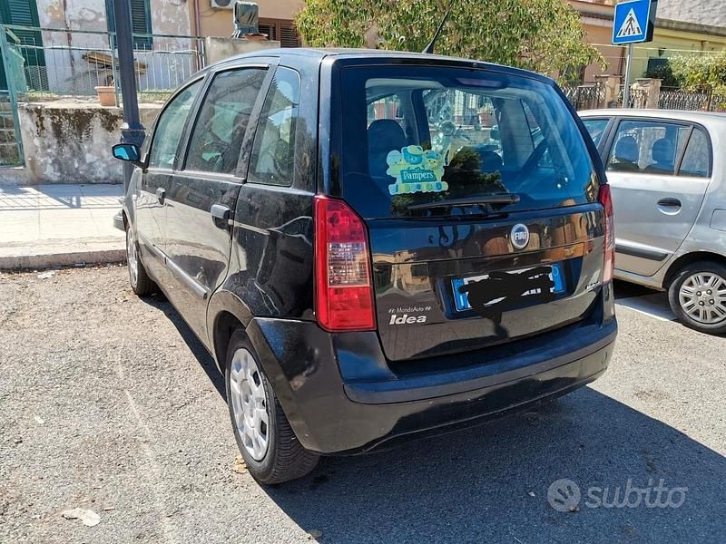 Usata Fiat Idea 90 CV (66 kW) 2007 Nero Monovolume