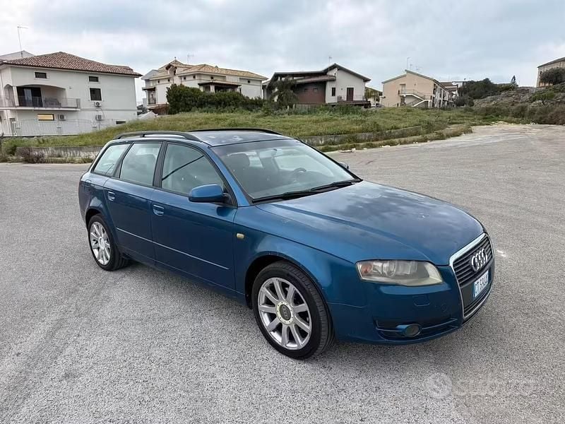 Usata Audi A4 140 CV (102 kW) 2005 Blu Station wagon