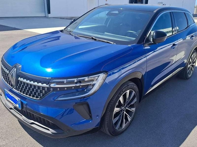 Usata Renault Austral Techno 158 CV (116 kW) 2023 Blu/azzurro SUV