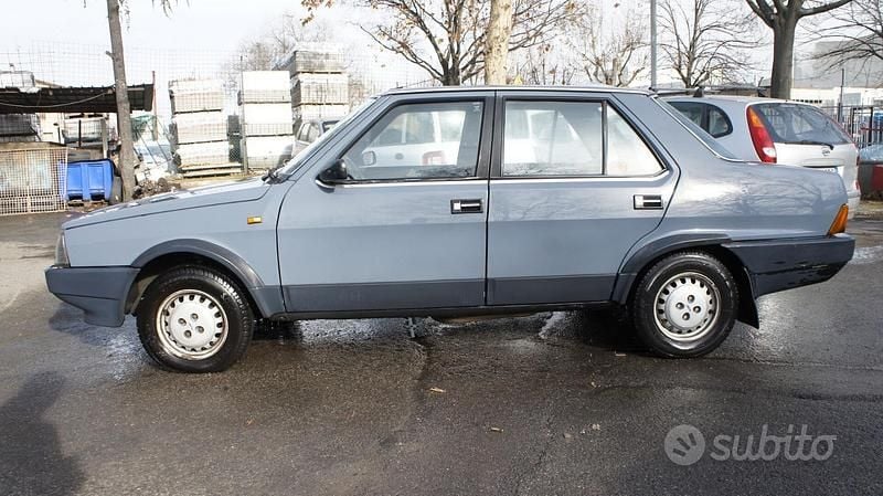 Usata Fiat Regata 68 CV (50 kW) 1984 Blu Berlina