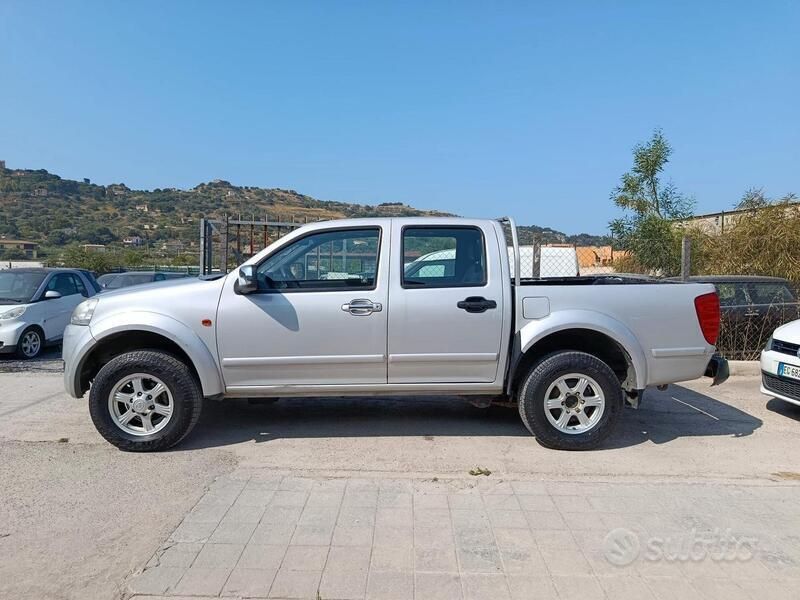 Usata Great Wall Steed 5 143 CV (105 kW) 2012 Argento SUV