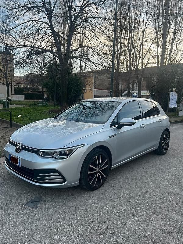 Usata VW Golf VII Style 131 CV (96 kW) 2019 Grigio Berlina