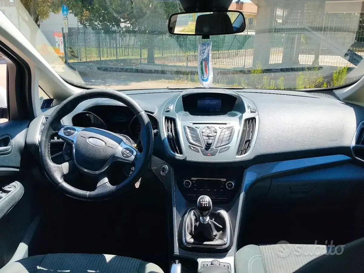 Usata Ford C-MAX Titanium 115 CV (84 kW) 2012 Bianco Monovolume