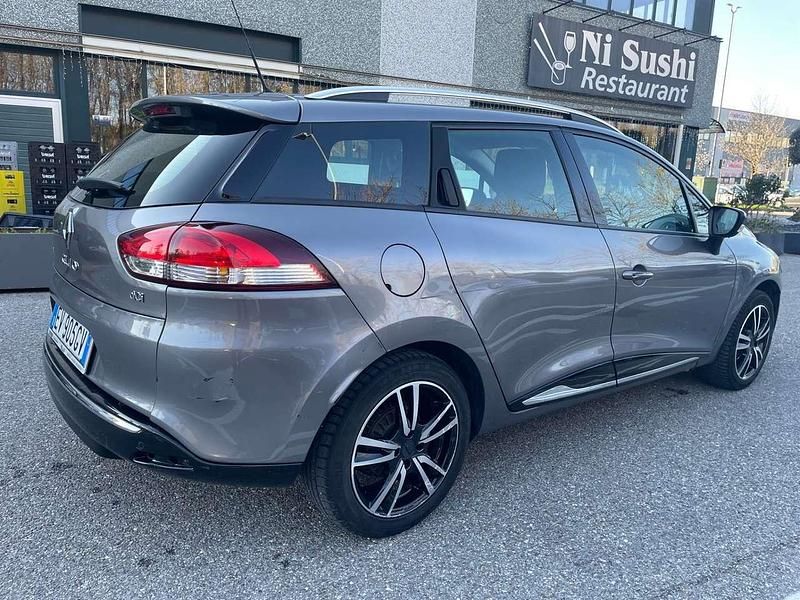 Usata Renault Clio GrandTour 90 CV (66 kW) 2014 Grigio Station wagon