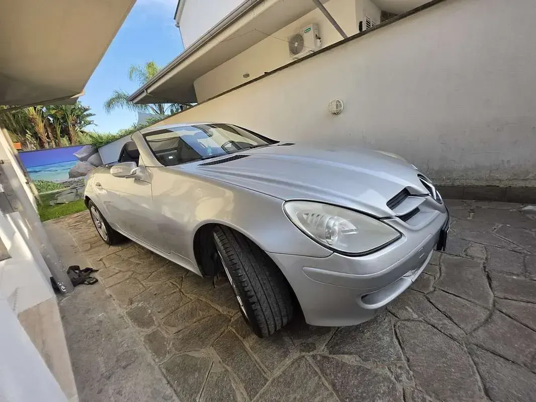 Usata Mercedes SLK200 163 CV (119 kW) 2007 Cabrio