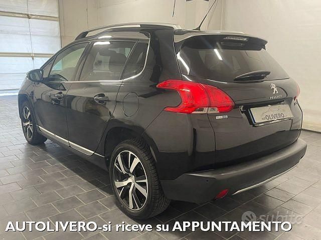 Usata Peugeot 2008 Allure 120 CV (88 kW) 2016 Nero SUV