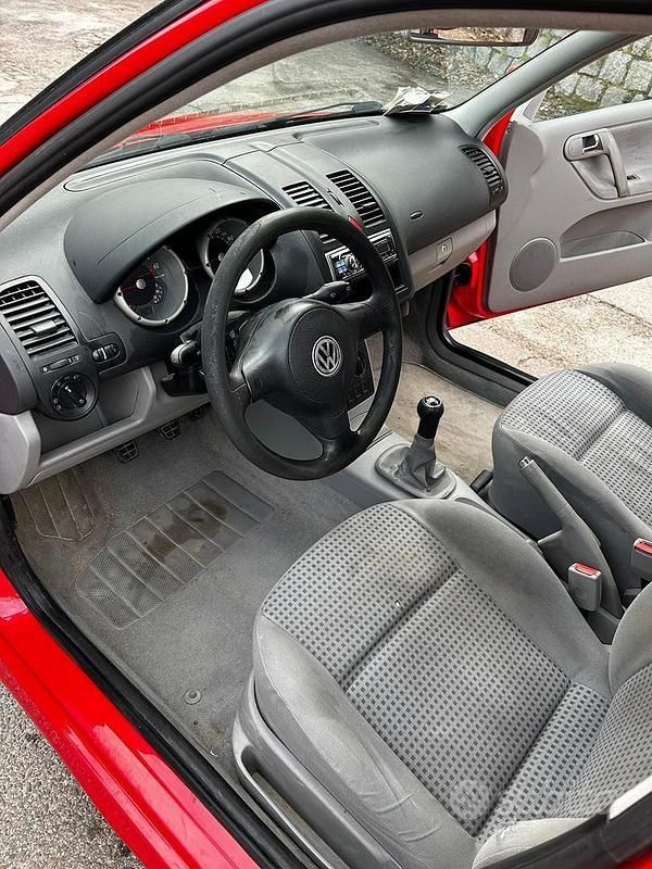 Usata VW Polo 60 CV (44 kW) 2001 Utilitaria